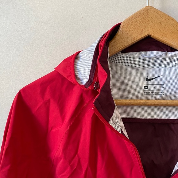 Small Nike Red Windbreaker Shell - Like New - Picture 2 of 3